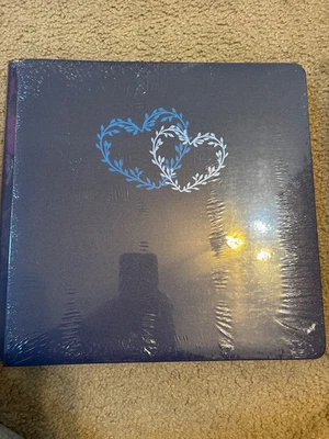 Creative Memories True 12x12 Something Blue Hearts Navy Album for Weddings - Image 1 of 2