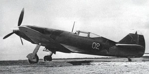 Mikoyan Gurevich I-230 MiG Fighter Desktop Wood Airplane New Model Large 1/24 - Picture 1 of 10