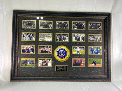 Memorabilia enmarcada de primer lanzamiento de ceremonia presidencial con firmas falsas y sello Foto 1 de 4