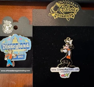 Disney Auctions PIN Tuxedo Goofy LE 5000 & Disneyland 1955 Marquee NEW on card - Picture 1 of 5