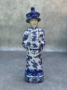 ANTIQUE BLUE & WHITE CHINESE QING EMPEROR PORCELAIN FIGURINE SIGNED 11 1/2" ASIA - Picture 1 of 18