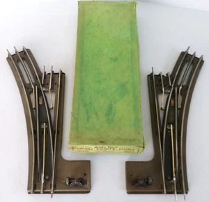 O Gauge HORNBY POINTS - 3 Rail Electric Track / Left & Right - 2ft Radius (H) - Picture 1 of 8