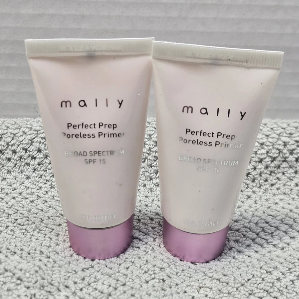 Imprimación facial sin poros Mally Perfect Prep 1,0 fl oz FPS 15 Foto 1 de 1
