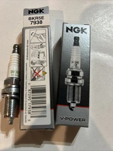 Pack of 2 NGK 7938 V-Power Spark Plugs BKR5E - New Old Stock- Free Shipping - Picture 1 of 6