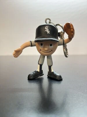 Vintage Chicago White Sox MBP (Most Bendable Player) key chain figurine, 1993 - Image 1 of 4