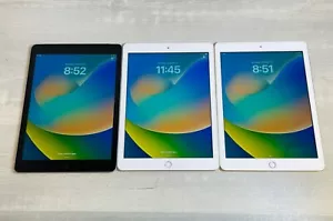 Apple iPad 5th Generation 32GB 128GB Wi-Fi + Cellular Unlocked 9.7in All Colors - Picture 1 of 28