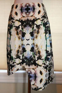NWT finders KEEPERS Seen It All Skirt Sz Large Graphic Floral Asymetric - Picture 1 of 4