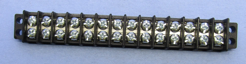 13-1414, Philmore 14 Position Dual Row Terminal Block Barrier Strip ~ 30A @ 300V - Image 1 of 1