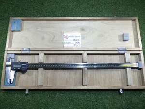 MITUTOYO CD-60C 500-501-10 Long ABSOLUTE Digimatic Caliper 0-600mm Used with box - Picture 1 of 10