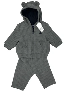 NWT Baby Gap Boys 0-3 Months Gray Bear Hooded Quilted Jacket and Pants Outfit - Picture 1 of 7