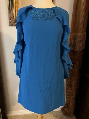 Vestido recto Lilly Pulitzer 4 Nuevo con etiquetas Leni azul pavo real bordado verde azulado con volantes $248 Foto 1 de 4