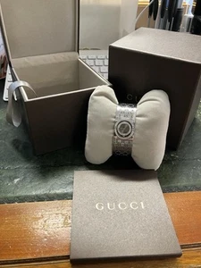 Gucci Twirl Uhr Damen mit 72 Diamanten - Bild 1 von 5
