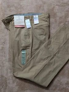 NWT Dockers Mens The Broken In On-The-Go Straight Fit Pants 32x34 Beige - Picture 1 of 2