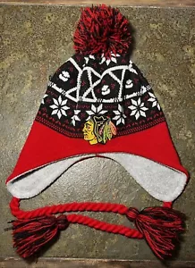 New Era Chicago Blackhawks NHL Knit Hat Pom Pom Tassel Hockey Winter Embroidered - Picture 1 of 8