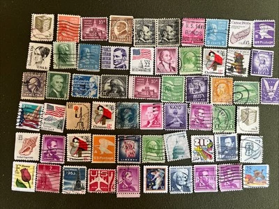 Vintage Lot of 60 Postage Stamps (1056） - Image 1 of 4