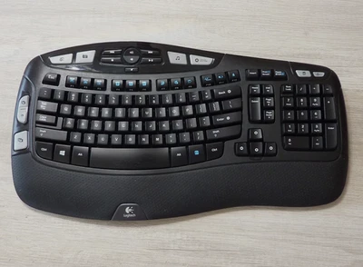 Teclado Logitech K350 Wave Negro Inalámbrico Ergonómico SIN USB Dongle Solo Piezas Foto 1 de 4