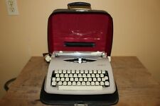 Vintage 1960's Royal Parade Portable Typewriter W/Travel Case NICE/TESTED
