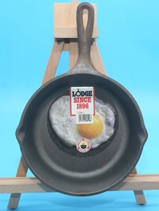 Vintage Lodge USA 5SK Cast Iron Skillet 8" Double Spouts New - Picture 1 of 4