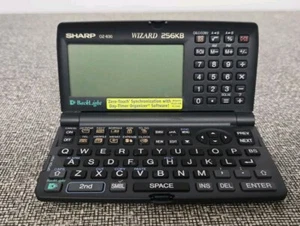 SHARP Wizard OZ-630 Noir 256 Ko Organisateur de renseignements personnels (TESTÉ) - Photo 1 sur 12