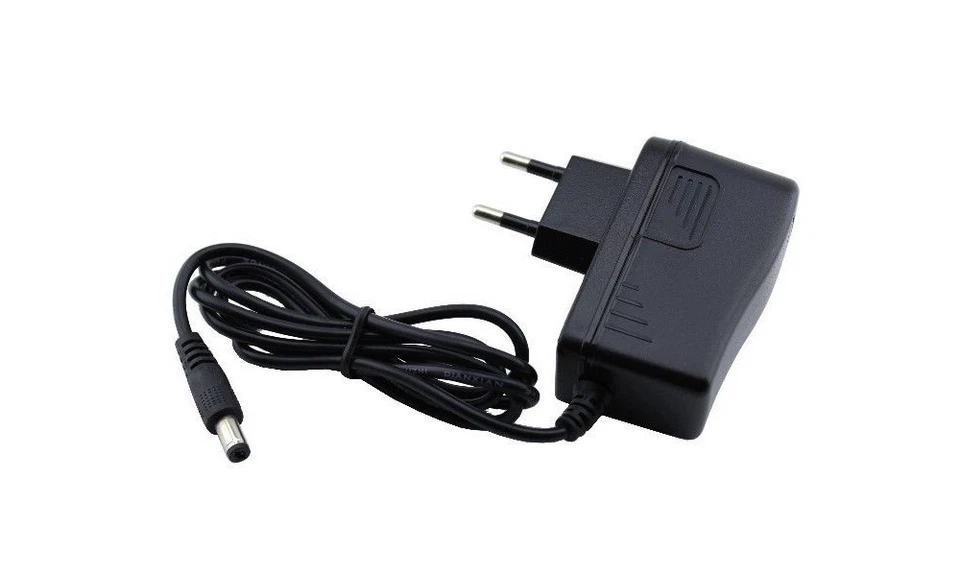 Stecker-Netzteil 12V DC / 0,6A , 7W, stabilisiert Universal Netzadapter 5,5/2,1 - Bild 1 von 1