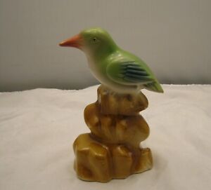 Vintage Porcelain Green Water Bird Sitting On Rocks Figurine Unbranded