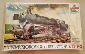 ESCI 1/87-HO Mehrzwecklokomotive Baureihe 41 Plastic Model Kit #H-1001 - Picture 1 of 6
