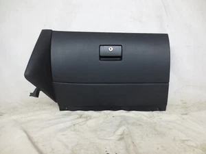 99-01 VW Jetta glove box METAL BRACKET/SMALL VERSION ~ 001 05 01 25 - Picture 1 of 9