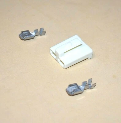 Delco Alternator W/Internal Regulator Connector & Terminals AMC Jeep IHC - Image 1 of 4