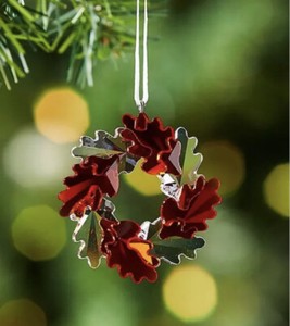 New In Box Swarovski Winter Sparkle Christmas WREATH Ornament, LEAVES #5464866