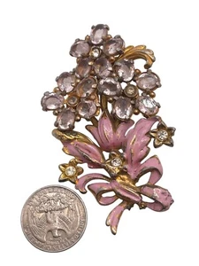 Precioso broche de flores de diamantes de imitación de lavanda esmaltado y esmaltado con figura - Imagen 1 de 2