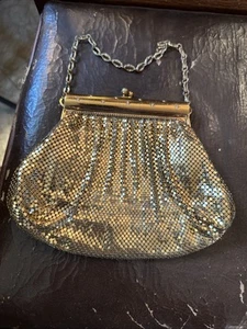 Bellissima borsa vintage Whiting & Davis grande maglia strass oro stile insolito - Foto 1 di 11