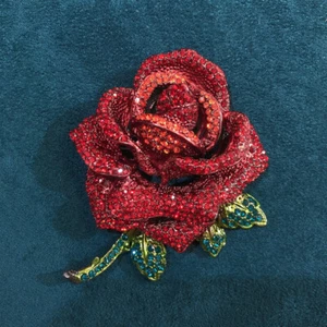 Luxurious Red Zircon Crystal Rose Flower Pendant Woman Brooch Pin Corsage Gifts - Picture 1 of 4