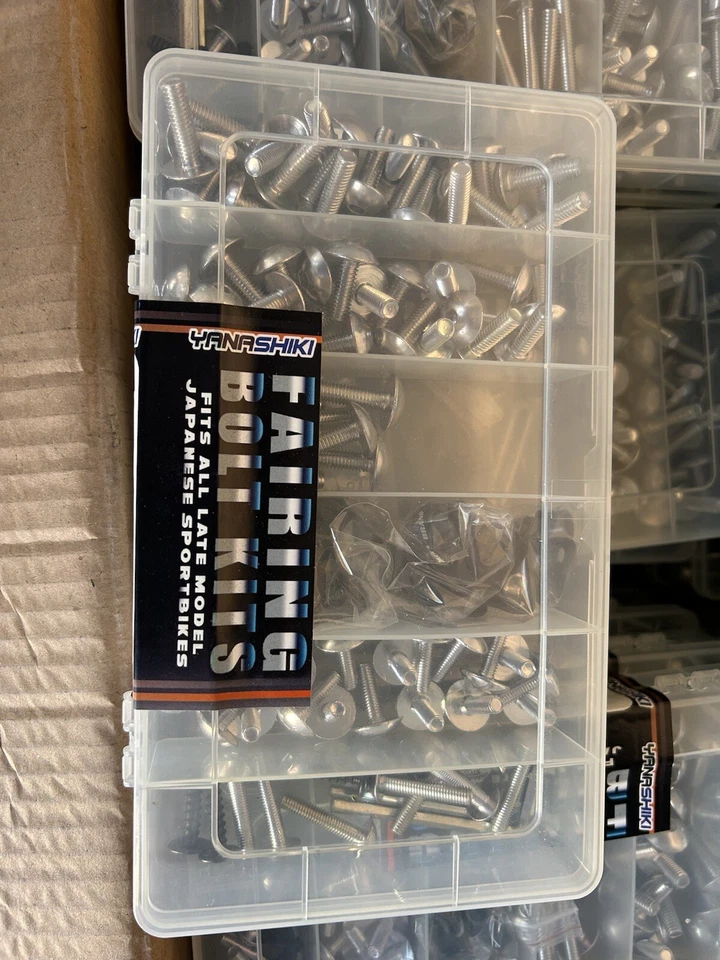 Kit de pernos de carenado de hardware universal Motorycle tornillos de aluminio ojales plateados Foto 1 de 3