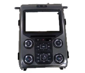 Ford F150 2014 - 2015 fabricante de equipos originales de 8" bisel con pantalla táctil y radiocontrol solo - Imagen 1 de 1