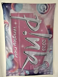 P!nk Tour de Carnaval de Verano Único en Su Clase Gigante Promo Banner Wrigley Field/Cubs - Imagen 1 de 24