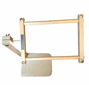 Sit-On Needlework Scroll Frame 9”x12” Split Rail Excellent Condition - Picture 1 of 5