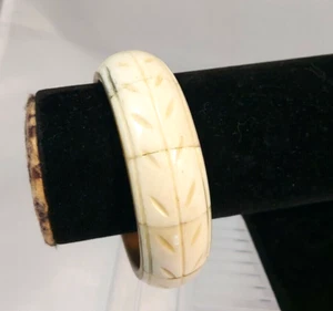 Vintage Hand Carved Bangle Bracelet 2.75" diam 1" wide Brass - Picture 1 of 9