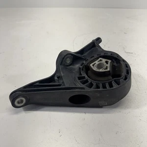 2019 - 2025 CHEVROLET BLAZER FWD AUTOMATIC TRANSMISSION FRONT MOUNT BRACKET OEM - Picture 1 of 7
