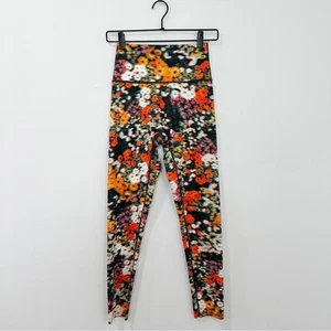 OFFLINE By Aerie Goals 3D High Waisted Legging Floral  NEW size Medium - Picture 1 of 8