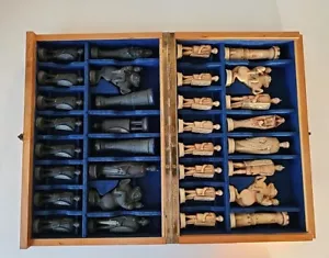 Vintage Anri Charlemagne Toriart Italy Chess Pieces w/ Wood Box - Picture 1 of 7