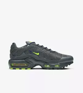 Original Unisex Nike Air Max Plus Tuned 1 GS Grey Volt Blue Trainers CU1718 002 - Picture 1 of 6