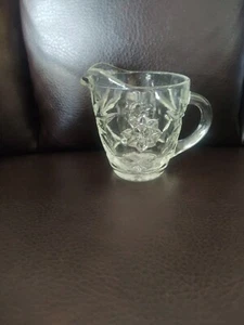 Anchor Hocking Early American Prescut EAPC 3 1/2" Glass Creamer - Picture 1 of 1