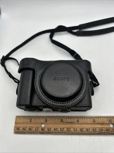 New Sony Original Jacket Cover Case LCJ-HN - DSC-WX350/WX300 Black Japan - Picture 1 of 7