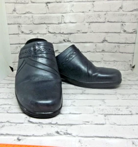 Clarks® Soft Cushion Black Leather Slip-On Clogs Comfort Shoes - Size 9.5 - Picture 1 of 6