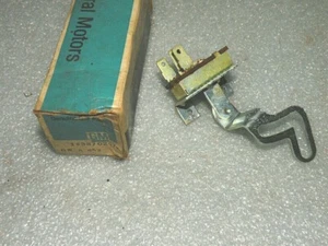 1966 CHEVELLE EL CAMINO SS HEATER CONTROL SWITCH W/O C.A.C. 3870247 NOS GM - Picture 1 of 3