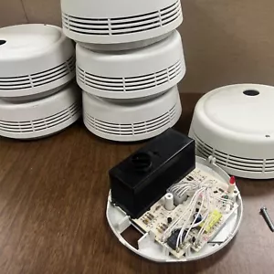 Gentex 8100 Photoelectric Smoke Detector Fire ๐จ Alarm No Harness Plug & Mount - Picture 1 of 7