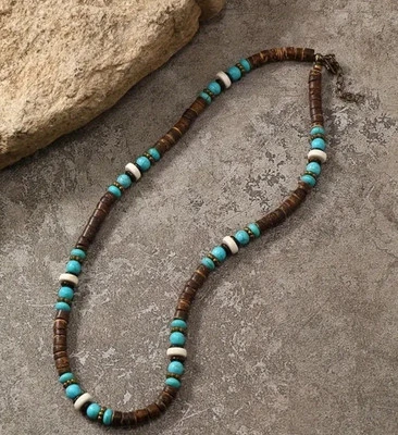 Collar para hombre de inspiración bohemia con cuentas de madera natural y detalles turquesa Foto 1 de 3