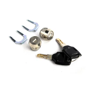 Motorcycle Rear Trunk Lock Luggage Box Lock Set Tail Box Lock Kit for Motorbike - Foto 1 di 7