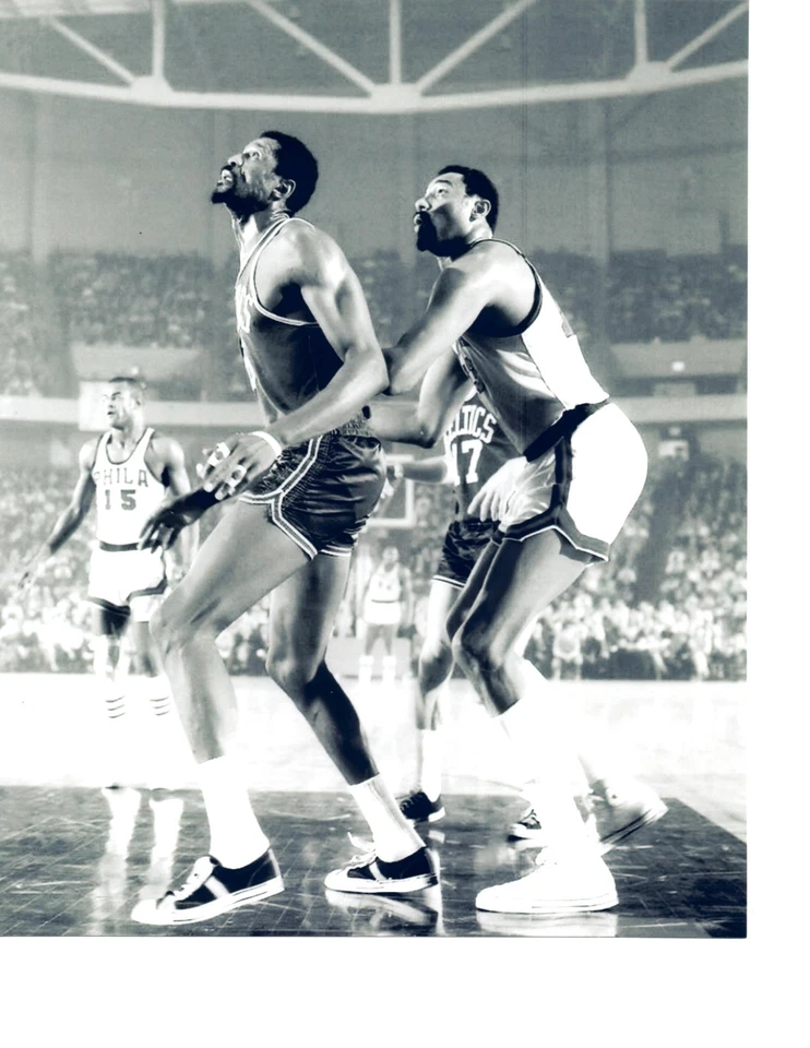 比尔·鲁塞尔 波士顿 CELTICS WILT CHAMBERLAIN 费城 8 X 10 照片 篮球 — 第 1/1 张图片