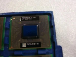 NEW Intel Mobile Celeron 850 MHz CPU SL585 - Picture 1 of 1